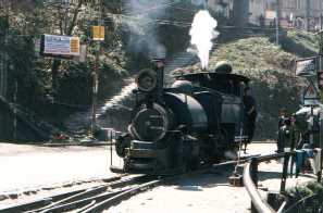 Toy Train, Darjeeling (India)